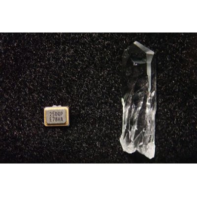 画像3: 合成水晶と水晶発振子Bタイプ【G240332】