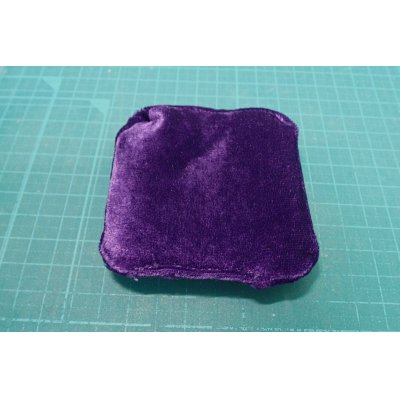 画像1: 鉱物座布団　ミニサイズ　紫
