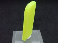 【強蛍光】国産人工オパール  樹脂80％含有タイプ C【G250554】