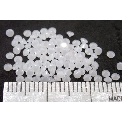 画像1: キュービックジルコニア 不透明タイプ ミルキーホワイトΦ2.0mm 100pcsセット【G250586】