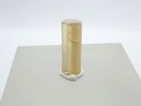 合成ルチルD　国産、FZ法　【G250904】