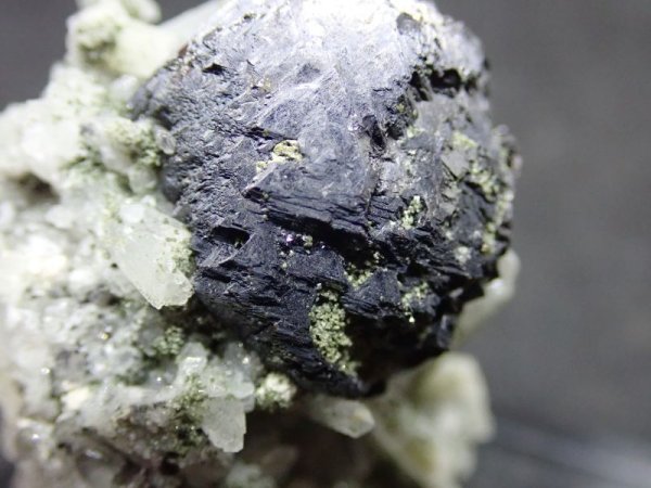 画像5: ロシア産 水晶と閃亜鉛鉱【2311017】 (5)