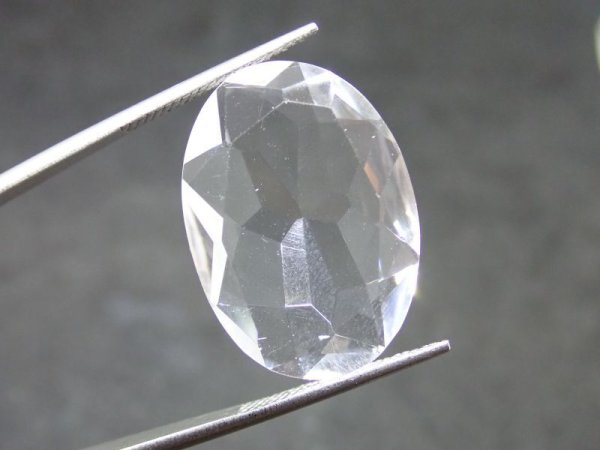 画像1: 明電舎製の合成水晶ルース  オーバル【G240247】 (1)