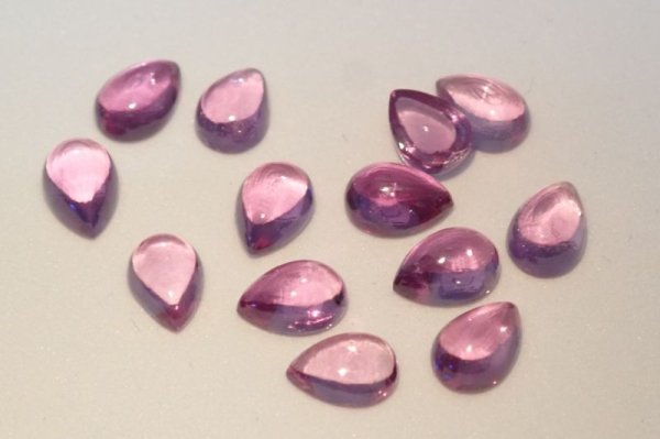 画像3: 合成カラーチェンジサファイア  ぷっくり涙型 【G240408】 (3)