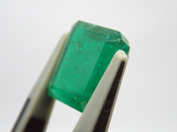 画像2: 【大きい！】合成エメラルド  フラックス法 【G250910】 (2)
