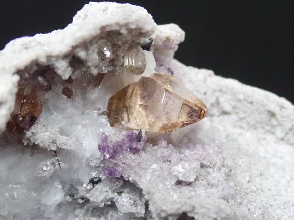 画像7: アメリカ産 母岩付きトパーズ【251203】 (7)